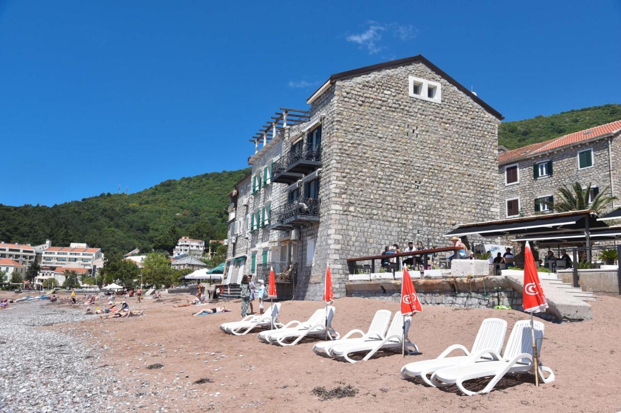 Beach House Petrovac Extérieur photo